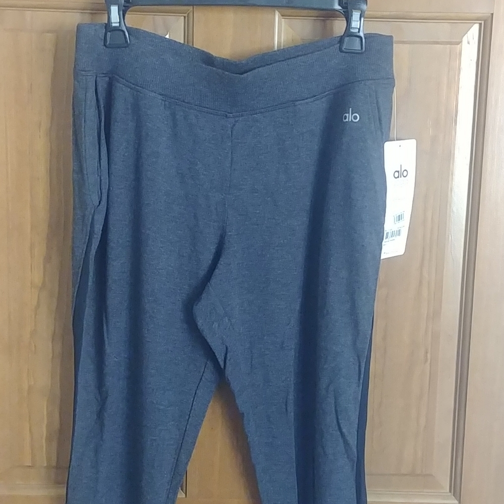 Alo yoga yen sweat pant charcoal heather Size L